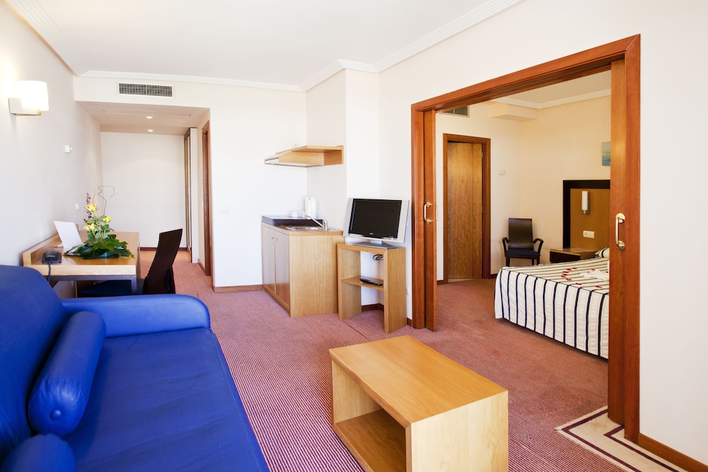 King Suite, Balcony - Photo 1