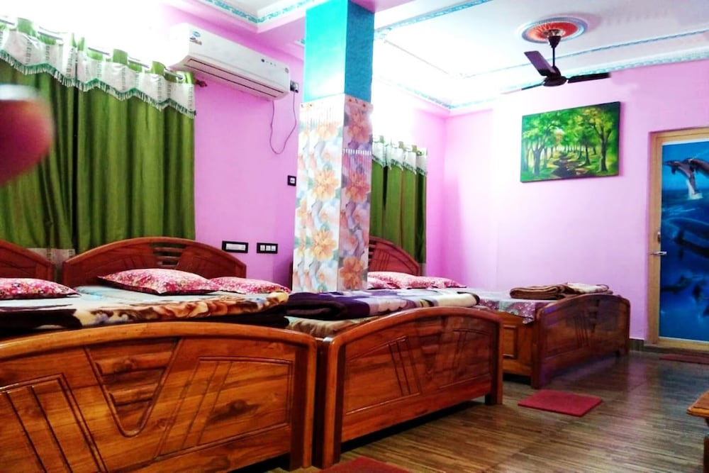 Deluxe Quadruple Room, Balcony, City View