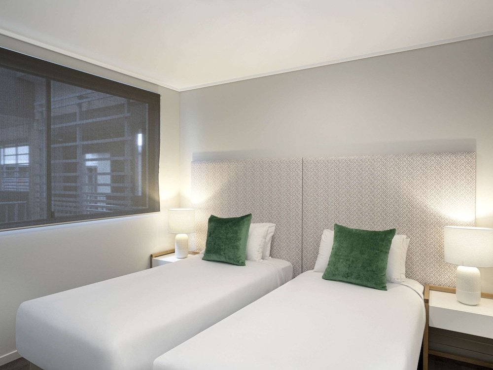 3 Bedroom Spa Suite - Dual Key - Weekly Housekeeping - Photo 1