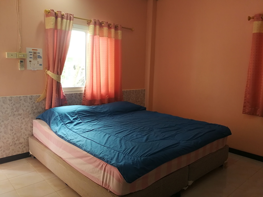 Standard Double Room photo 3