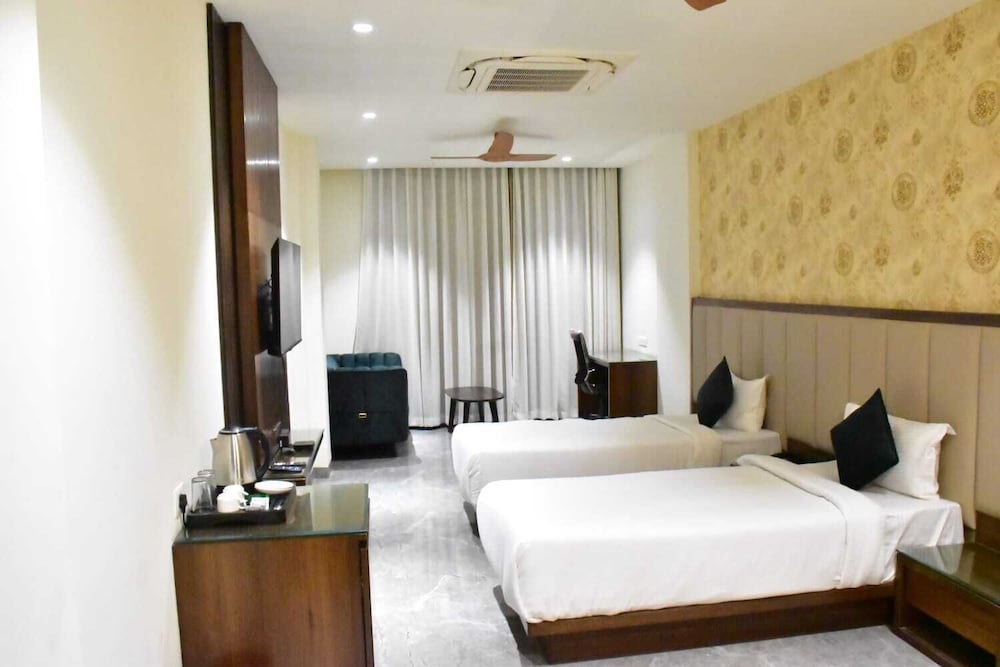 Superior Double Room, Garden View
