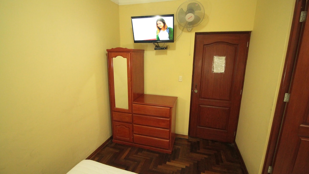 Business Single Room, 1 Twin Bed, Private Bathroom photo 2