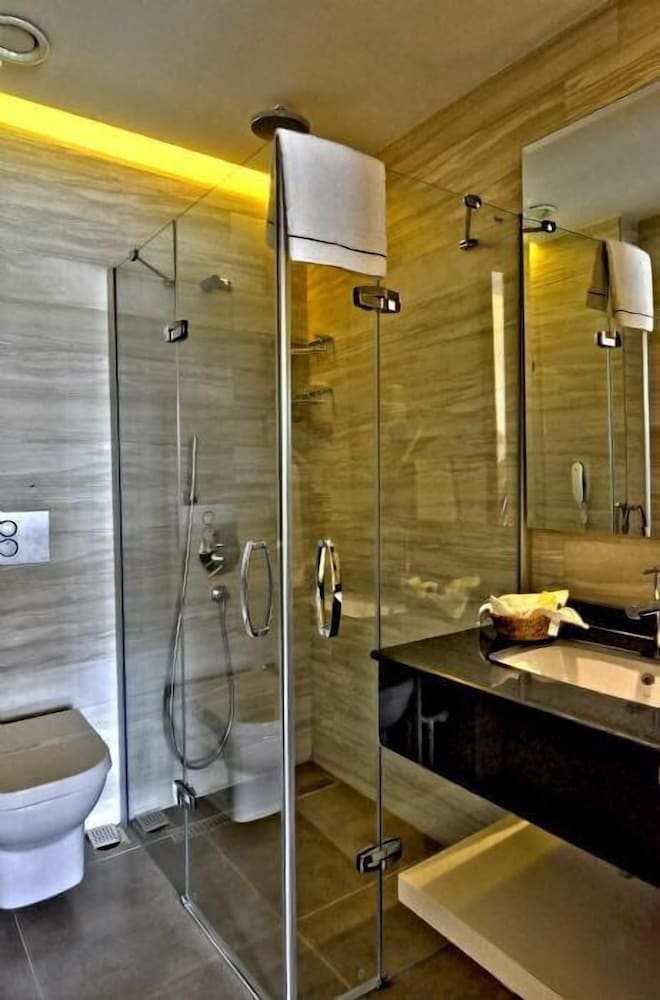 Standard Double or Twin Room photo 2