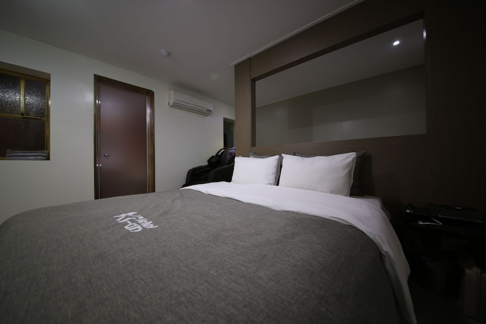 Royal Suite (Breakfast for 2) - Photo 6