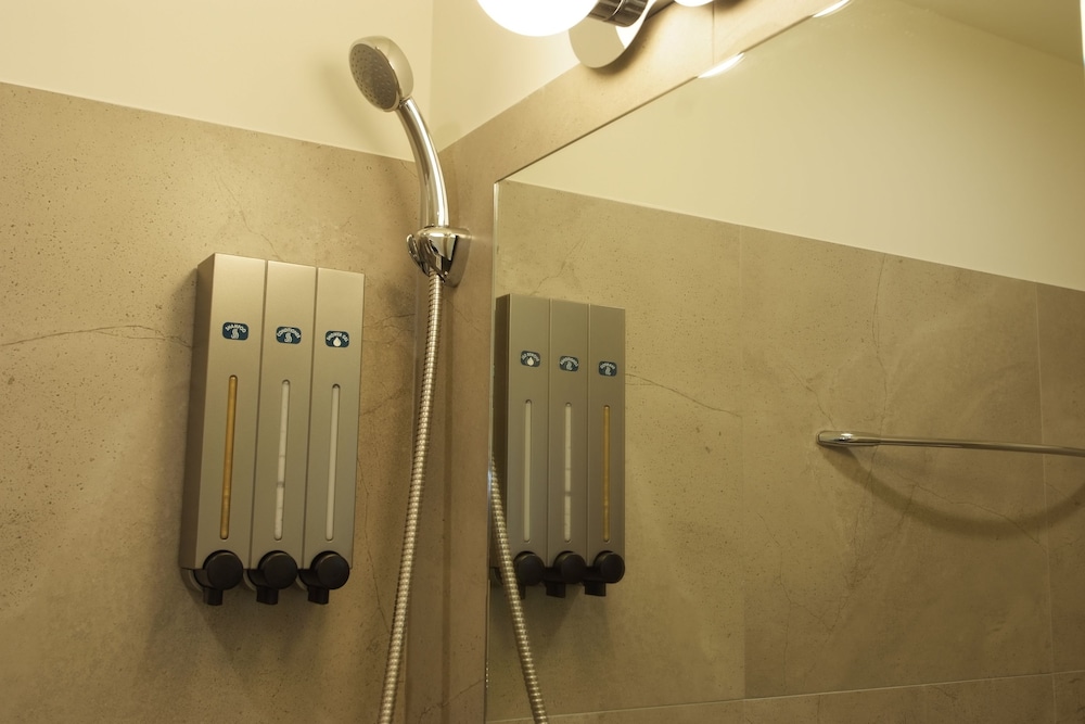 Standard Room photo 3