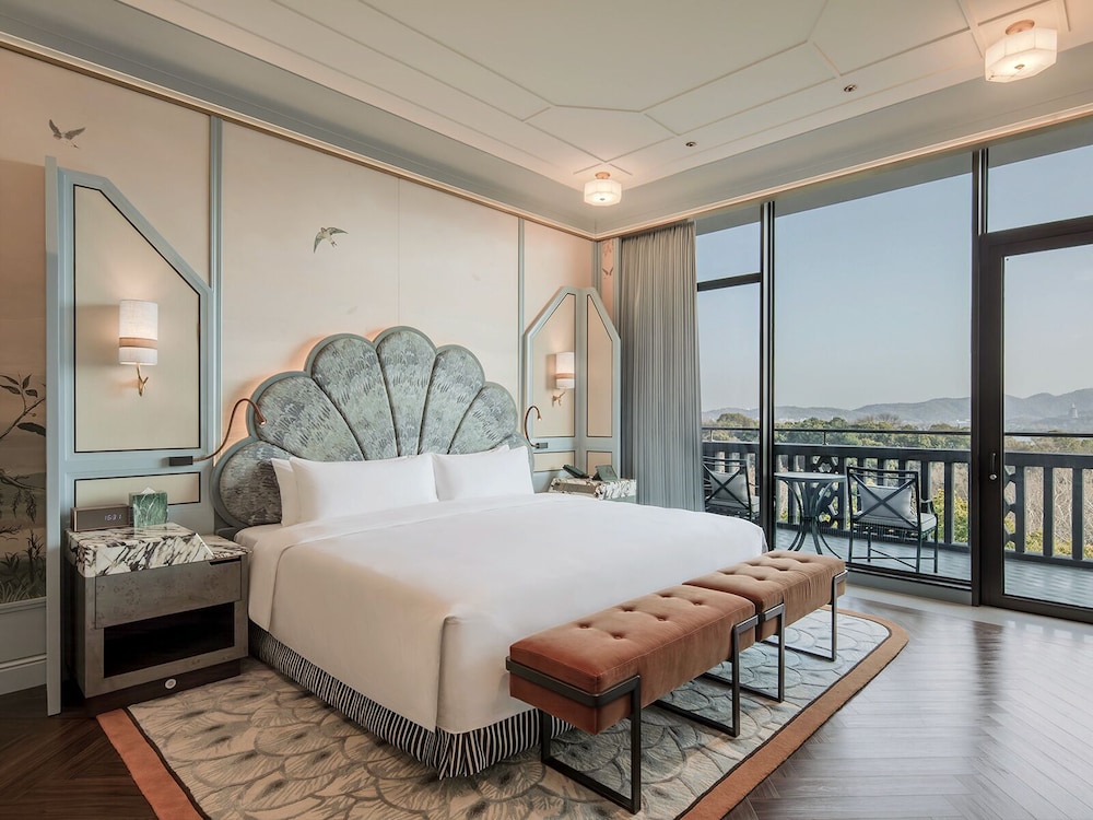 West Lake Suite