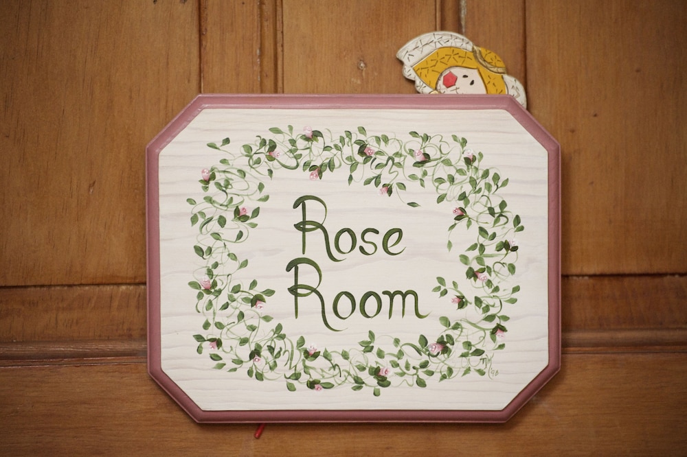 Room (Rose) photo 2