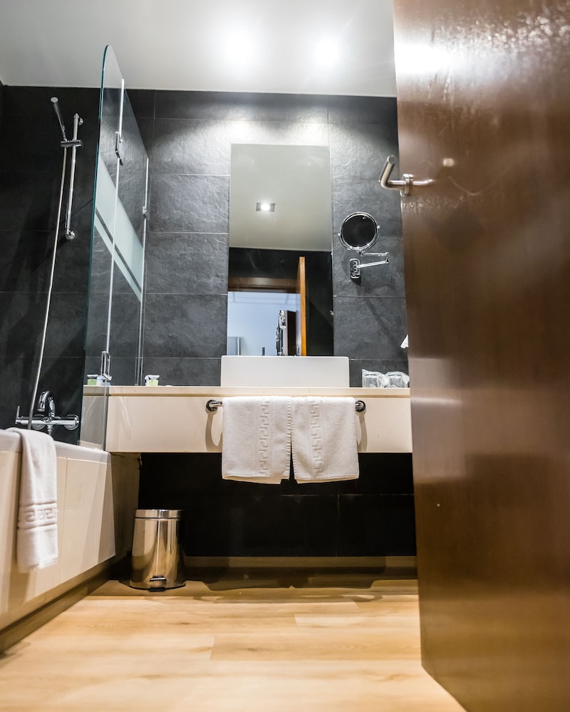 Standard Room - Photo 3