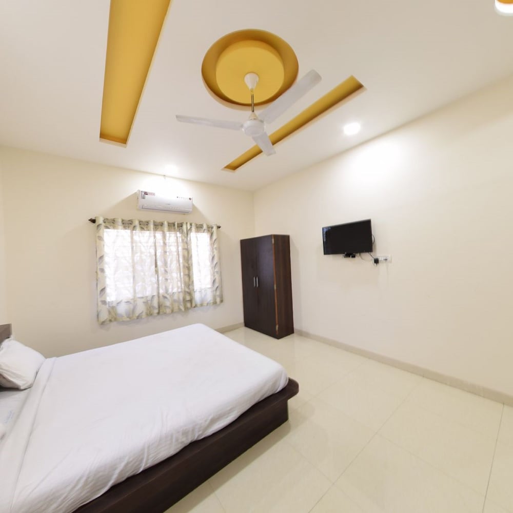 Five Bed AC photo 3