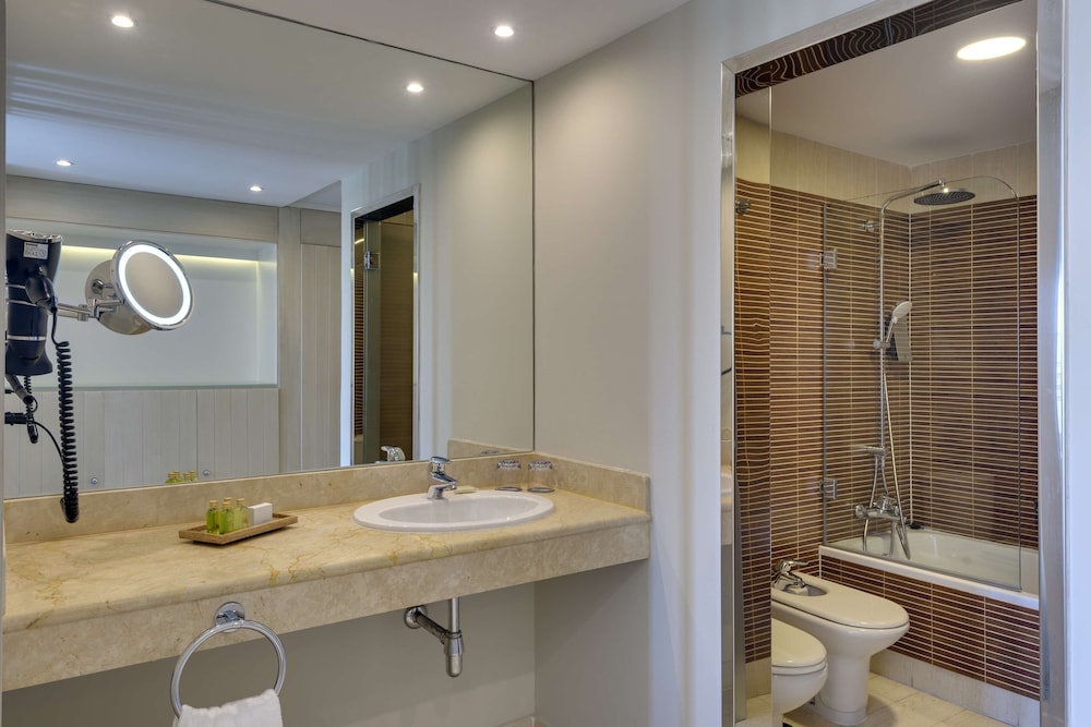 Superior Room - Photo 17