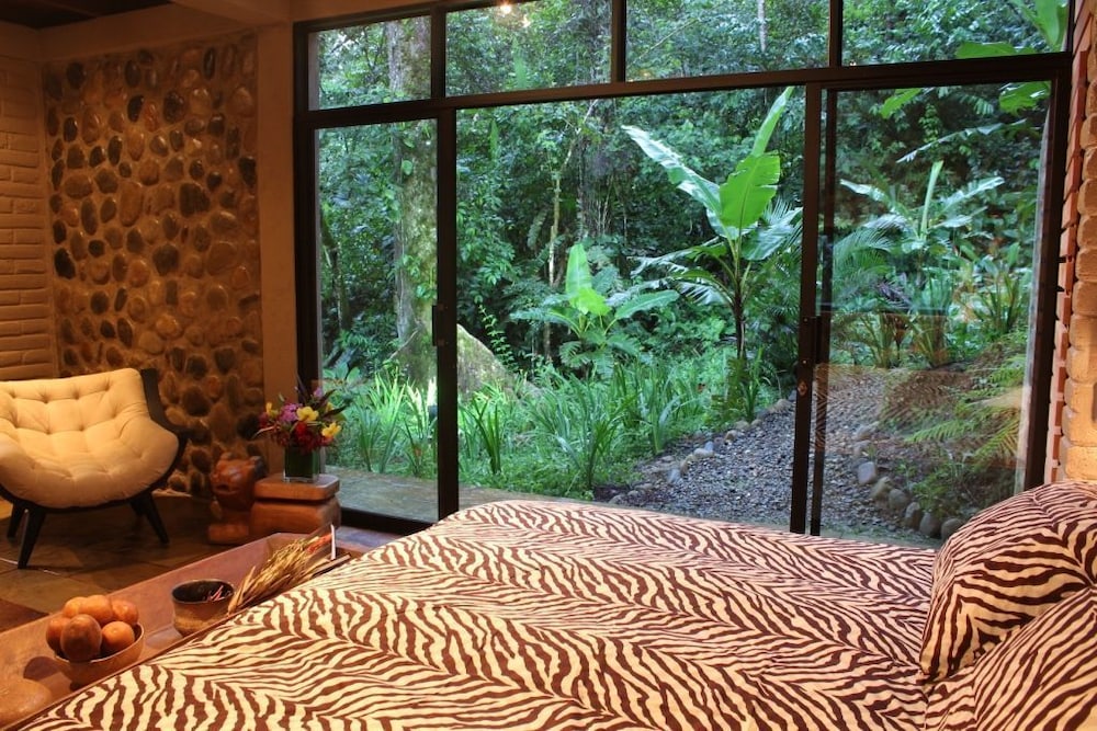 Deluxe Quadruple Room photo 3
