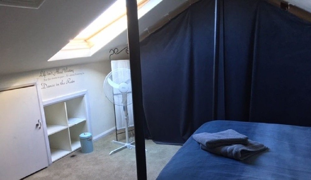 Upstairs Attic Queen Room photo 3