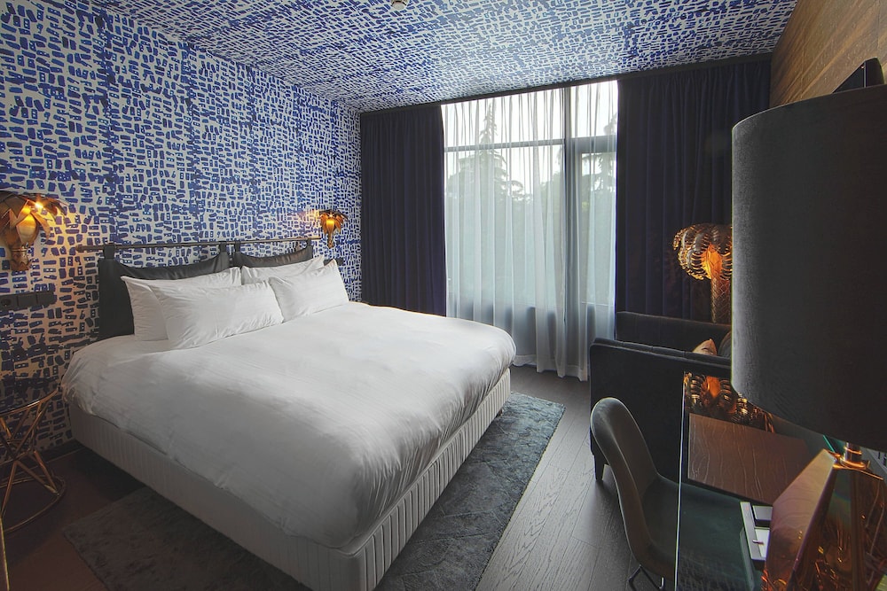 Design Room, 1 King Bed photo 1