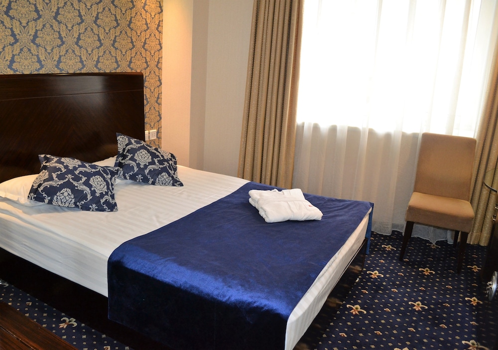Standard Double Room photo 3