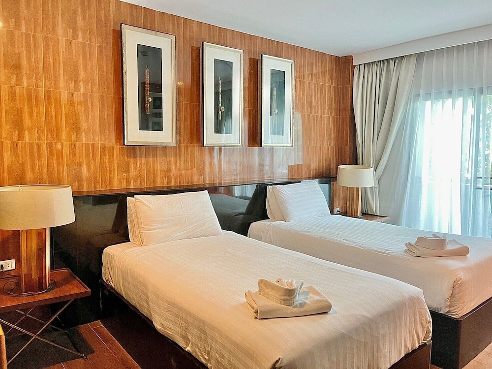 Deluxe Twin Room - Photo 6