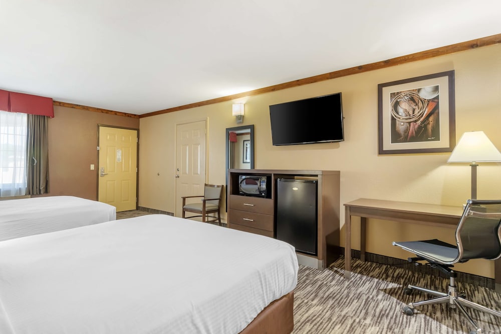 Standard Room, 2 Queen Beds, Accessible, Non Smoking photo 3