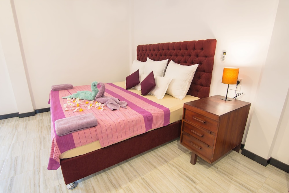 Comfort Apartment, 4 Bedrooms, Kitchen