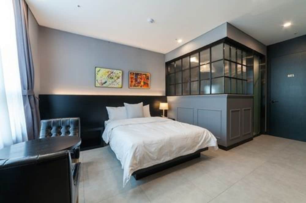 Premium Double Room