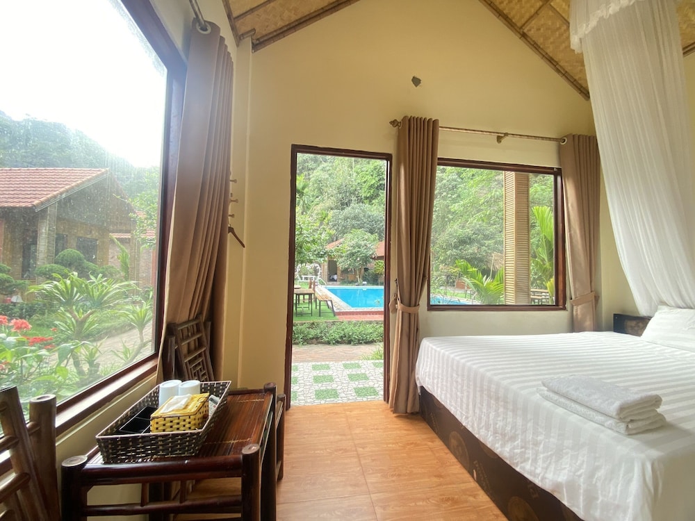 Deluxe Double Bungalow - Photo 3