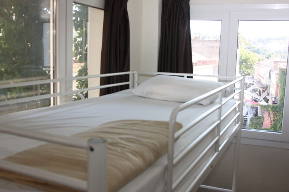 Shared Dormitory, Shared Bathroom (Women only) photo 1