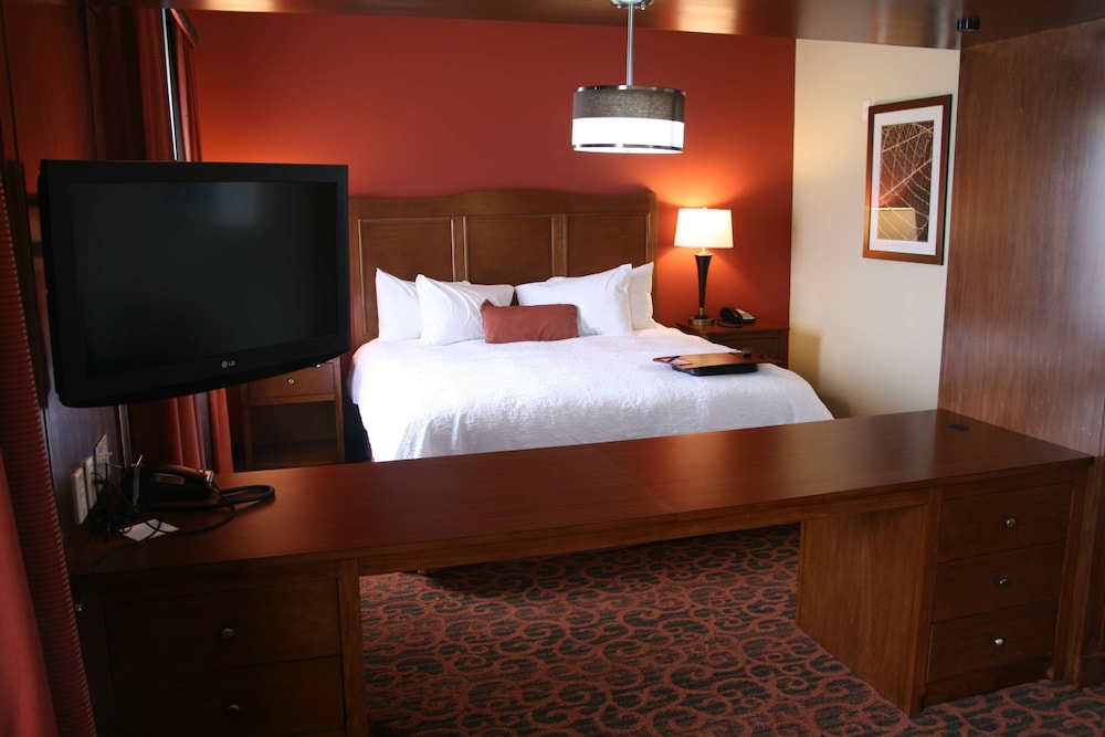 Studio Suite, 1 King Bed - Photo 1