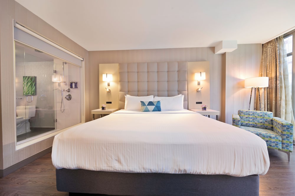 Deluxe Room, 1 King Bed