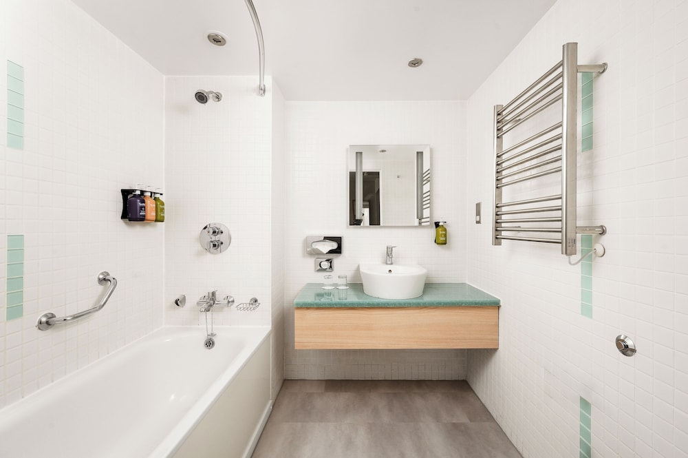 Standard Room, 1 Double Bed - Photo 9