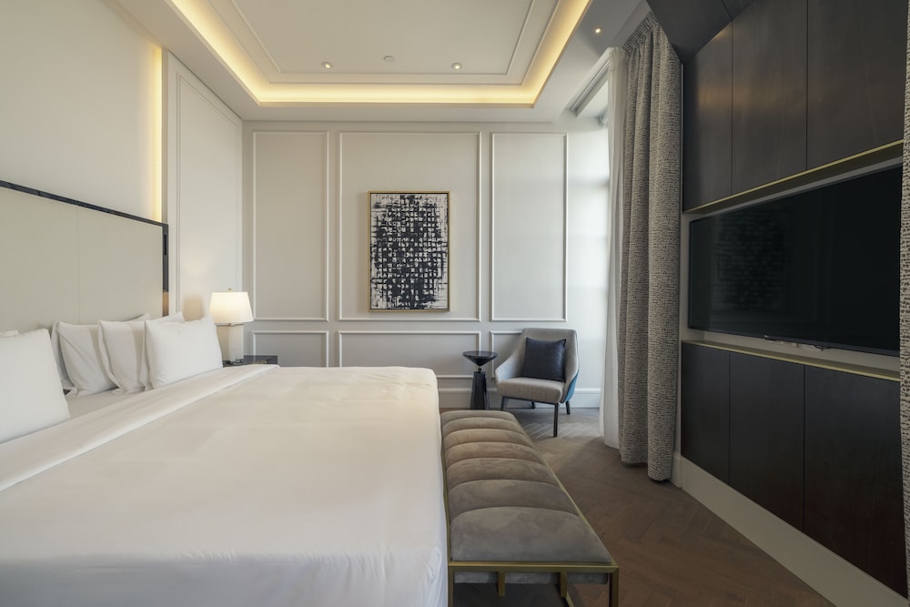 Luxury Suite, 2 Bedrooms (Collection)