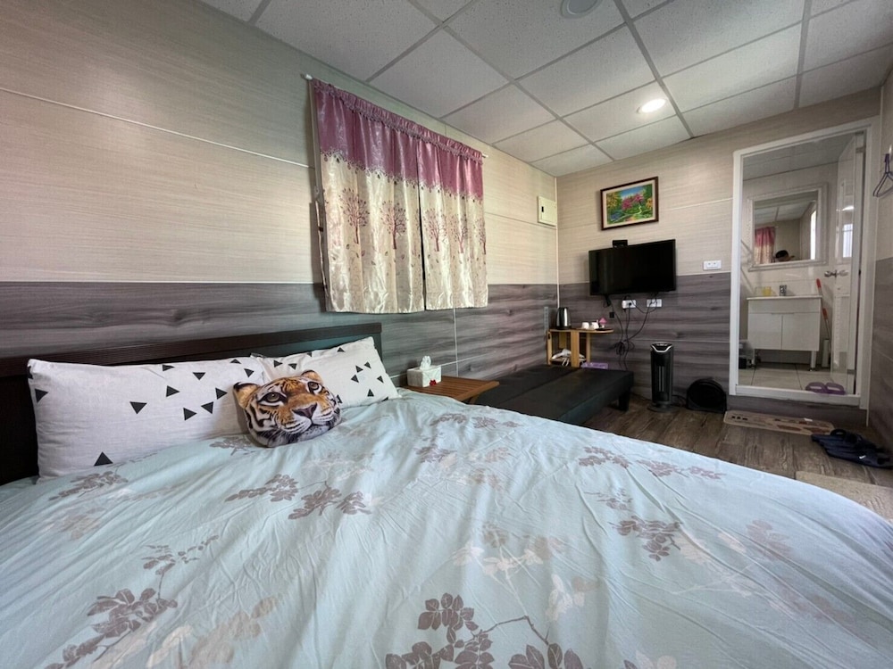 Economy Double Room photo 1