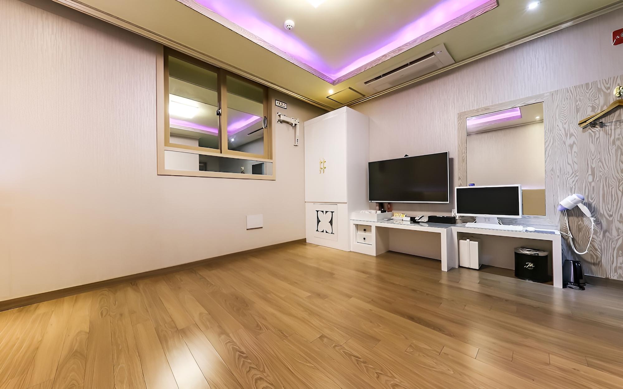 Room (Ondol Room) - Photo 2