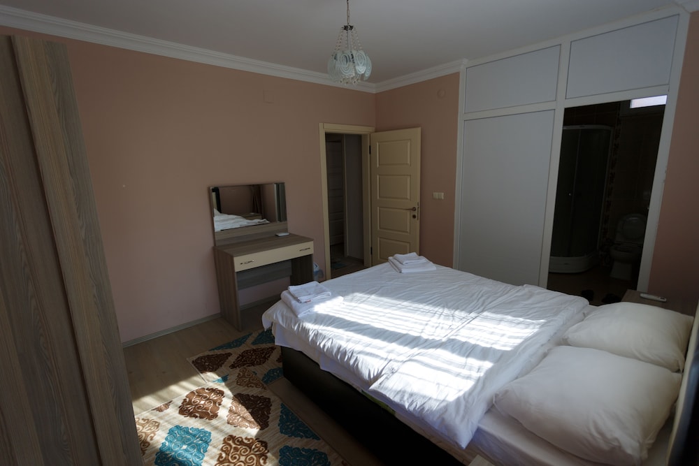 Apartment, 3 Bedrooms