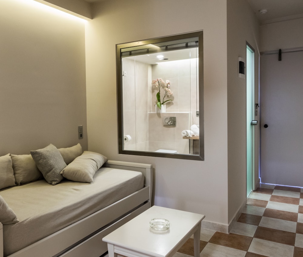 Superior Room (Family)