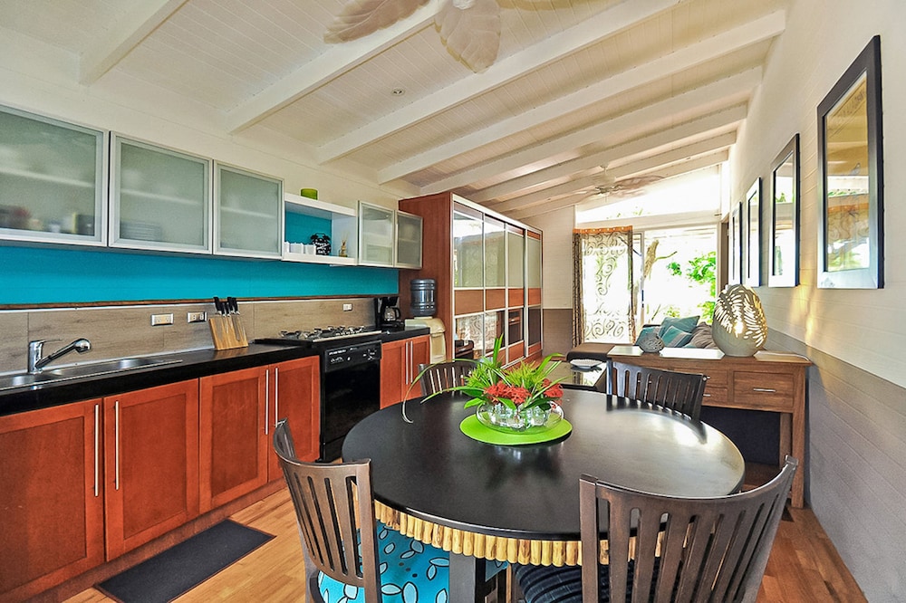 Deluxe Villa, 2 Bedrooms, Private Pool, Beachfront photo 3