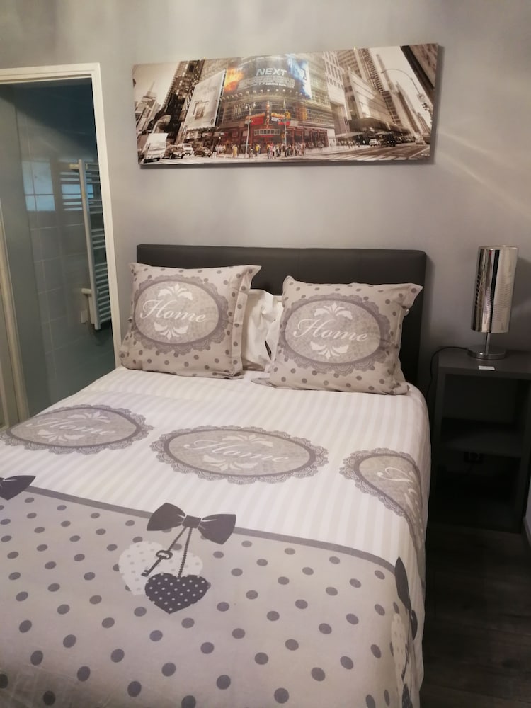 Double Room, Park View (Grise) photo 1