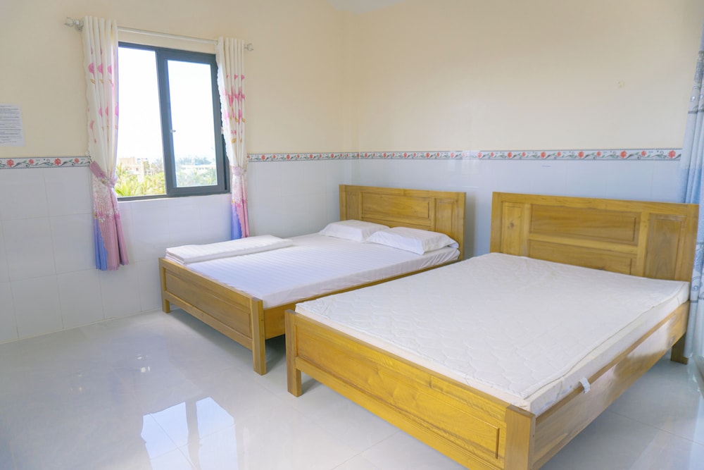 Double Room, 2 Queen Beds, Pets Allowed, Ocean View