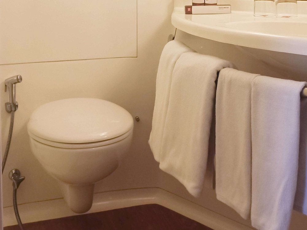 Deluxe Room, 2 Twin Beds, Mountain View