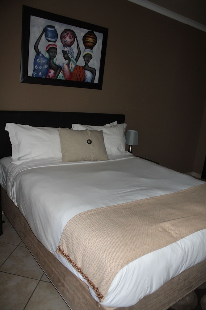Standard Double Room photo 2