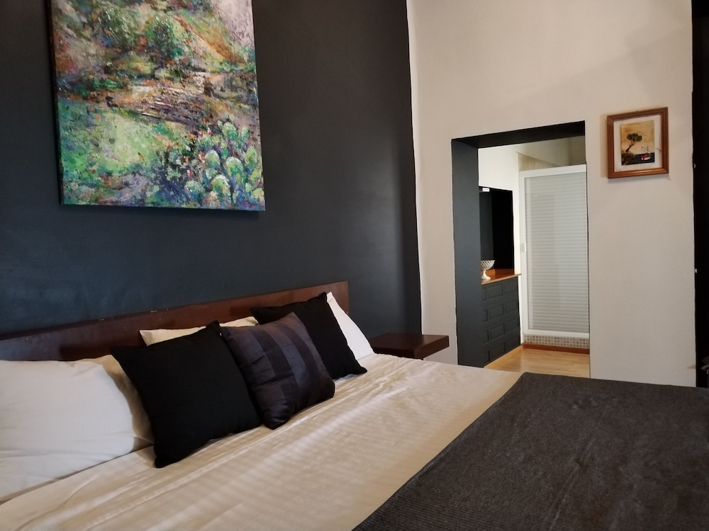 Standard Room, Non Smoking, Ensuite photo 2