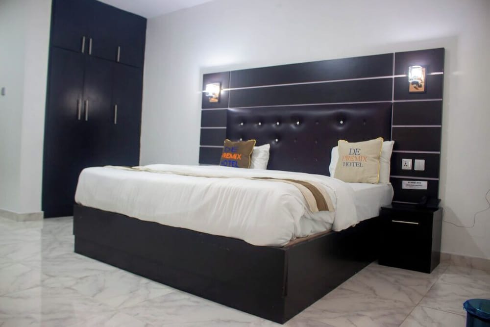 Deluxe Room, Balcony, City View photo 1