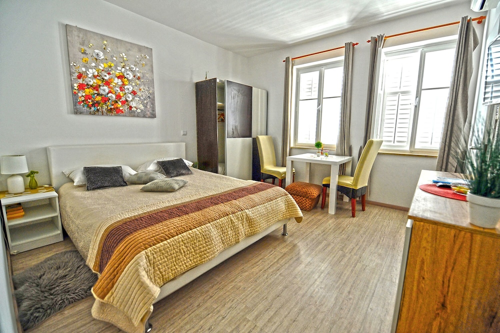 Studio, Sea View photo 1