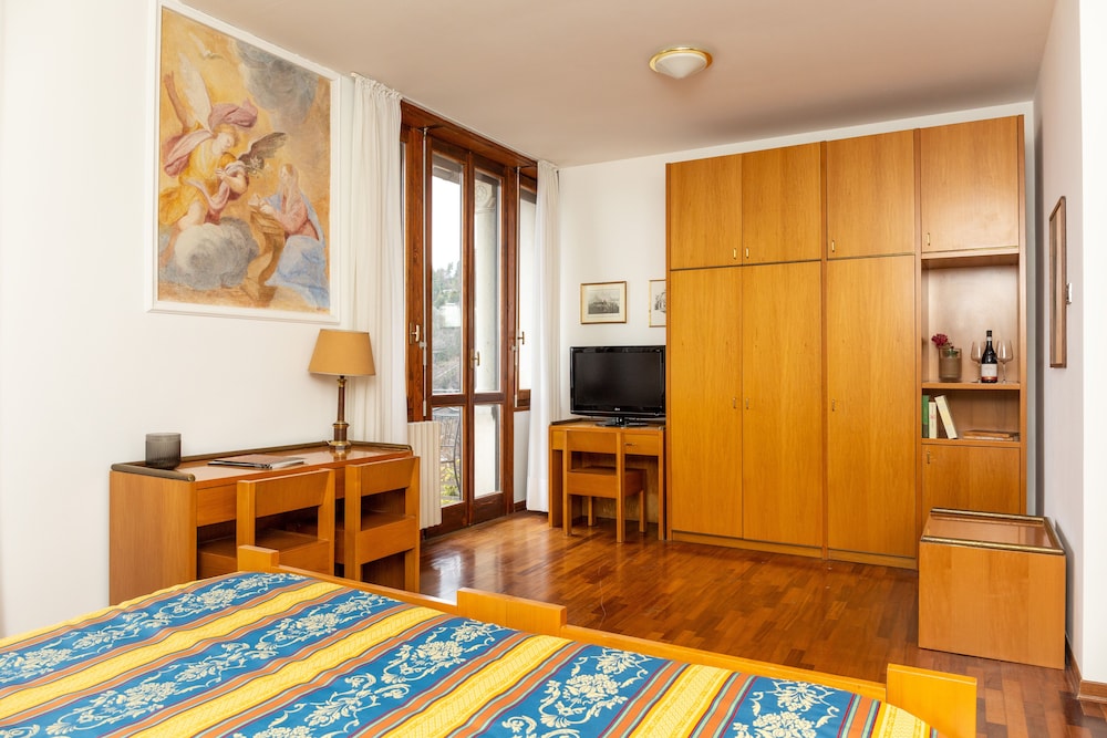 Elite Double or Twin Room, Lake View photo 1