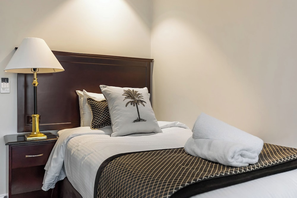 King Twin Suite photo 2