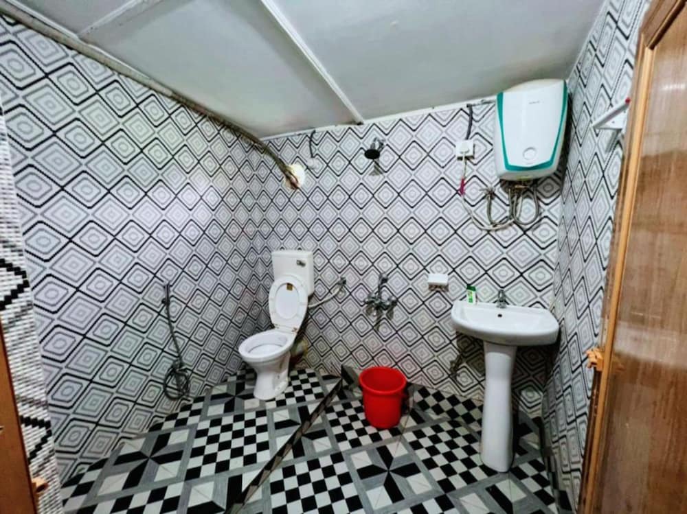 Deluxe Triple Room photo 2