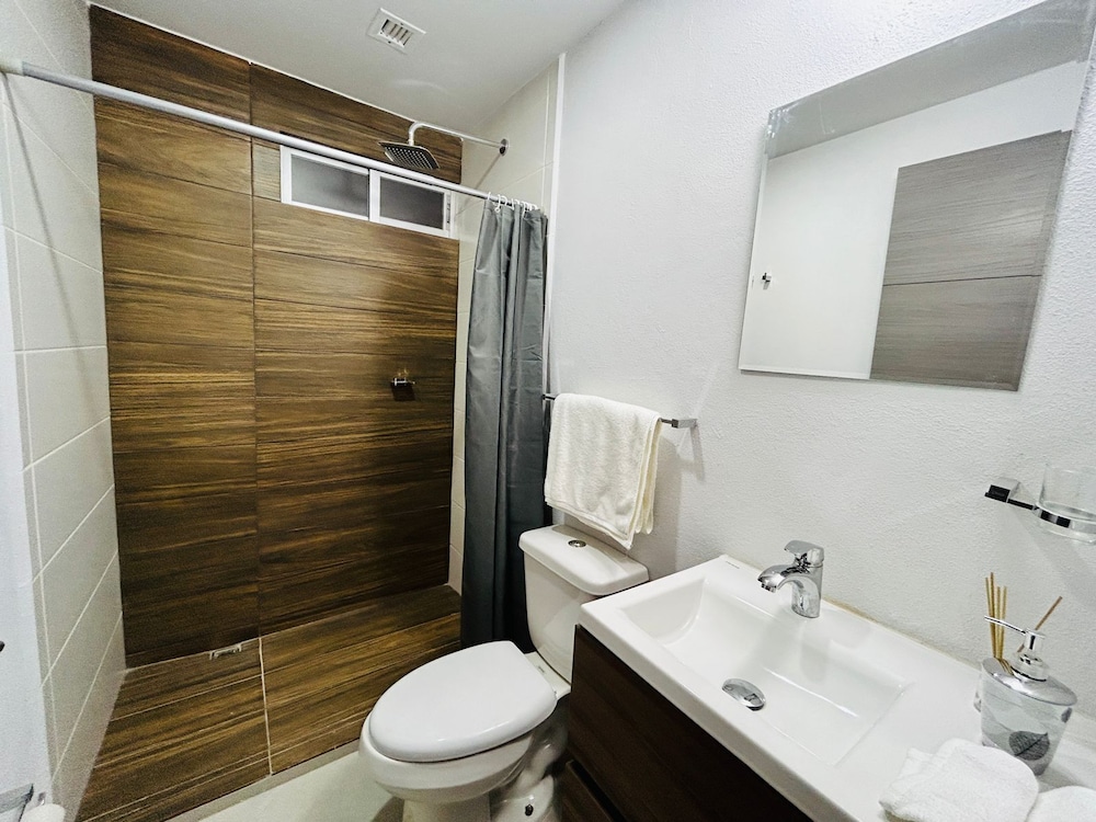 Luxury Apartment photo 2
