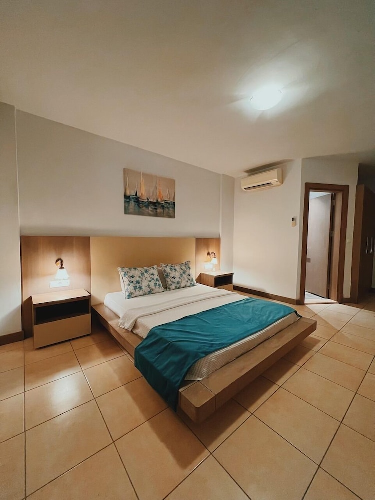 Standard Double or Twin Room photo 3