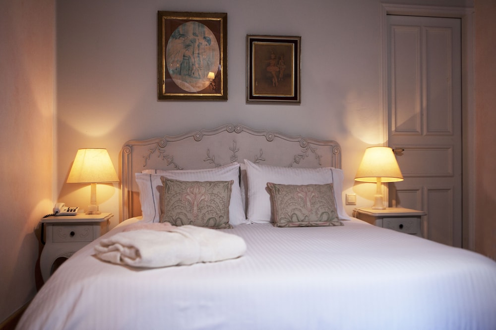 Superior Double Room, Fireplace