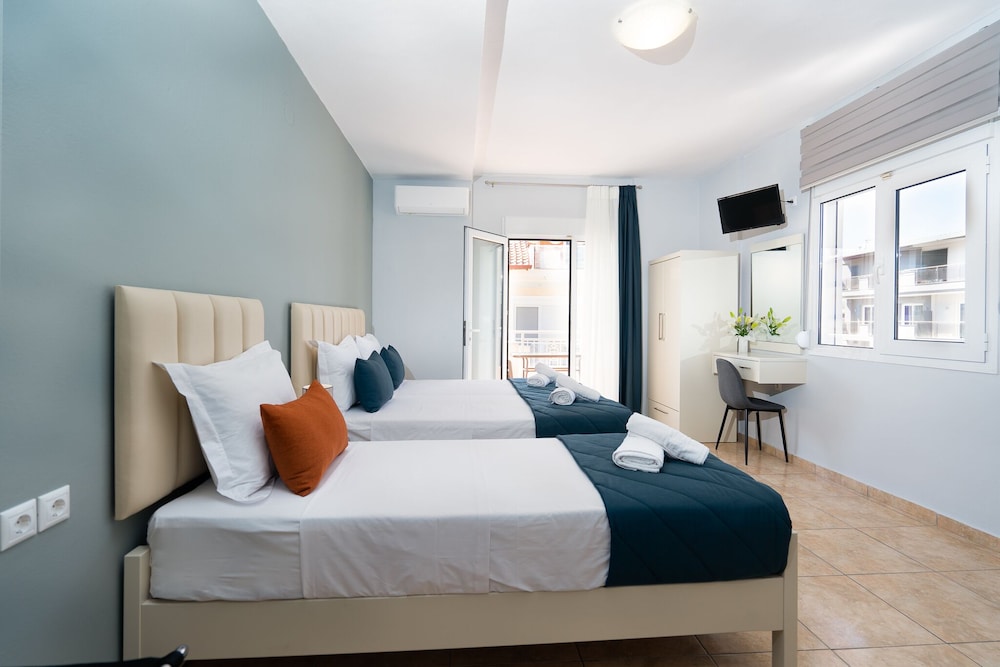 Standard Apartment, Balcony, Partial Sea View