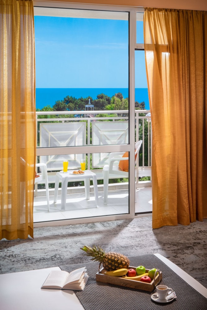 Standard Double Room, Sea View photo 2