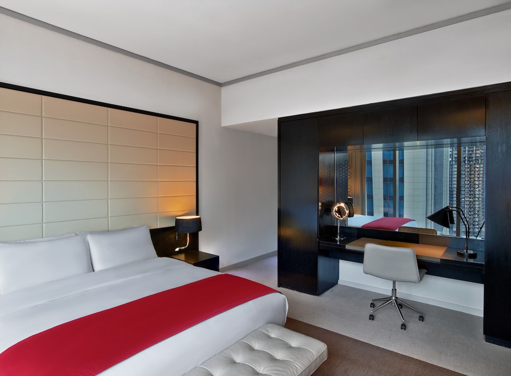 Suite, 2 Bedrooms, City View - Photo 8