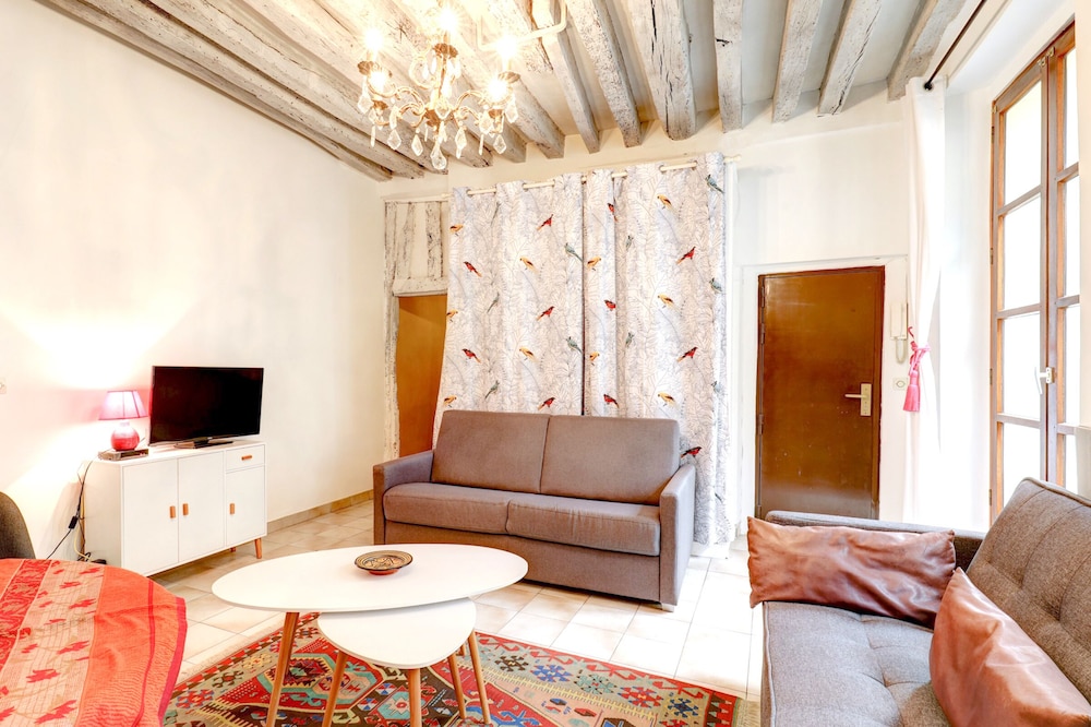 Standard Apartment, City View photo 3